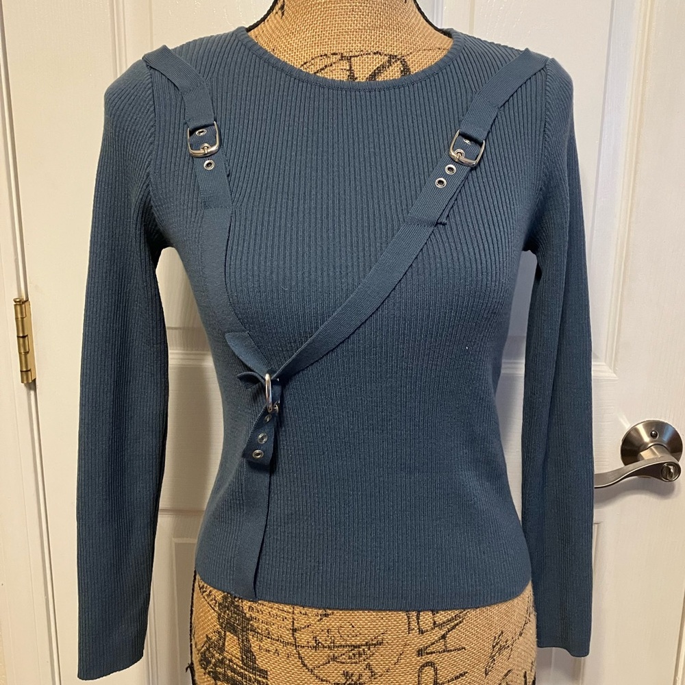Vintage Y2K Decoded punk buckle straps harness ribbed long sleeved blue-gray top